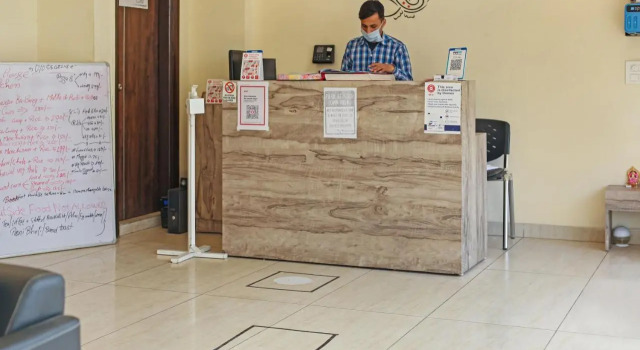 Hotel Olive Saffron, Забронировать Отель Отели Нью-Дели с парковкой, Парковка