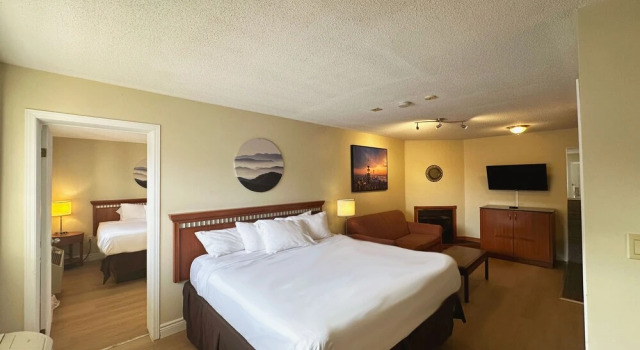 Семейный люкс Riviera Inn And Suites 1000 Islands