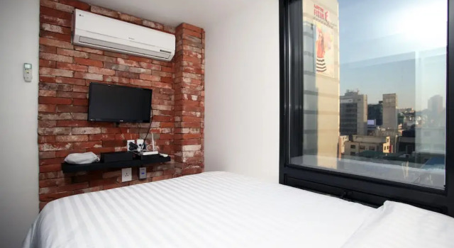 Двухместный номер Business KSTAR METRO Hotel