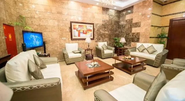Centaurus Hotel Suites, Rezervovat Hotel Islámábád Pákistán, poblíž The Centaurus Mall