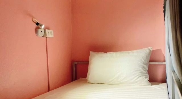 Luang Prabang Residence Hotel & Travel, Забронировать Хостел Хостелы Луангпхабанг, рядом с Haw Pha Bang, Хостел