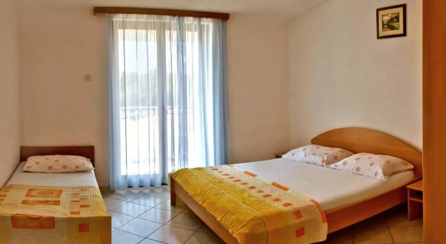 Apartments Iko