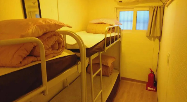 Кровать в общем номере Seoul Guesthouse - Foreign Guests Only