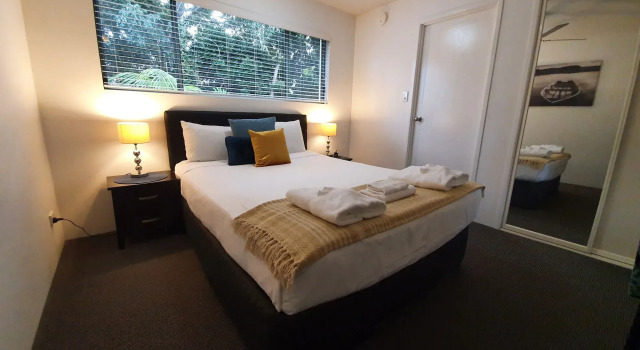 Noosa River Retreat, Rezerwuj Apartament Hotele w Noosa z basenem, Basen