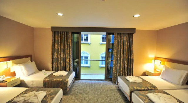 Трёхместный номер Standard Yasmak Comfort Hotel