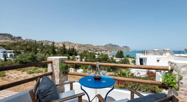 Трёхместная студия Standard Agnanti Beach Apartments
