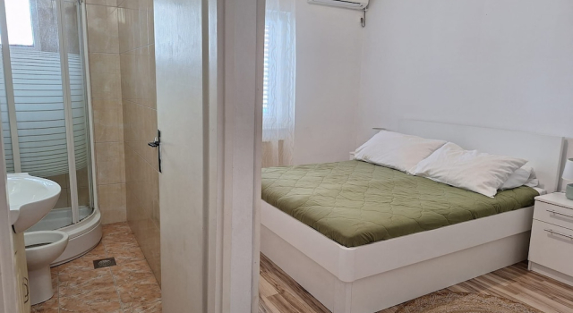 Apartments and Rooms Bepina, Забронировать Апартаменты/квартира Водице Шибенско-Книнская жупания, рядом с Пристань для яхт ACI Водице