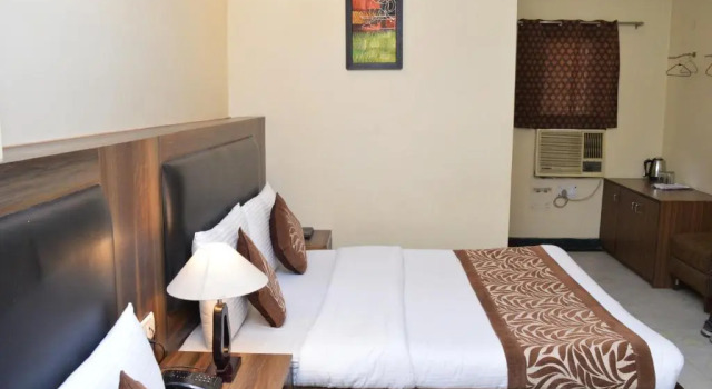 Семейный номер Standard Hotel Hari Piorko Grand - 2 Min from New Delhi Railway Station