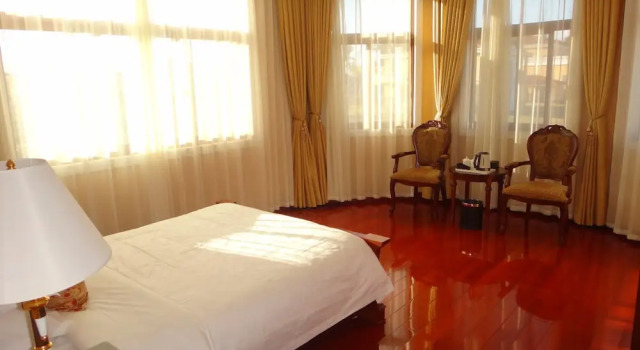 Двухместный номер Standard Madagascar Golden Peacock Hotel