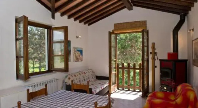 La Casa Sul Fiume, Prenota Hotel Sarzana Liguria
