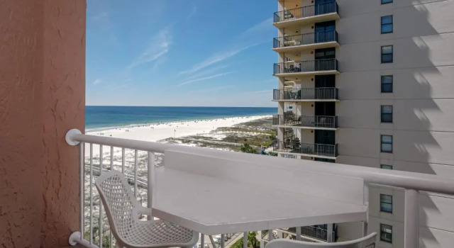Четырёхместный номер Standard Perdido Beach Resort