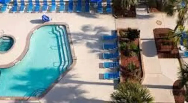 Festiva Pepper Tree Resort, Забронировать Курортный отель Атлантик-Бич Северная Каролина