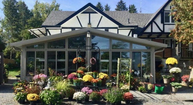 Burleys Gardens and Suite, Varaa Hotelli  