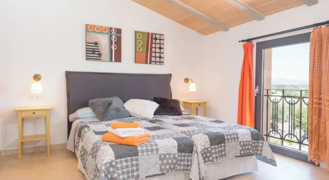 - House In
