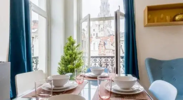 Grand Place 1 Bedroom, Забронировать Отель Брюссель Брюссельский столичный регион, рядом с Нотр-Дам-Дю-Саблон