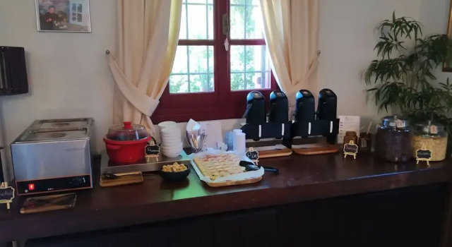 Lively Lofts by The Varos Residences, Забронировать Отель Варос Лимнос