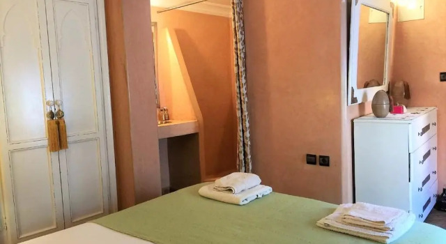 Коттедж Riad NADIRA