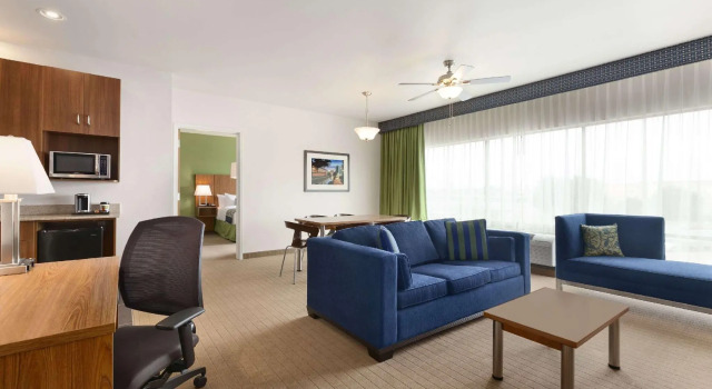 Двухместный люкс Deluxe c 1 комнатой Sol Cypress, San Antonio, a Tribute Portfolio Hotel