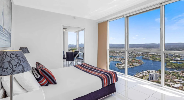 Апартаменты Пентхаус с 3 комнатами с балконом и с видом на реку Chevron Renaissance-Resort Style Living managed by Gold Coast Premium