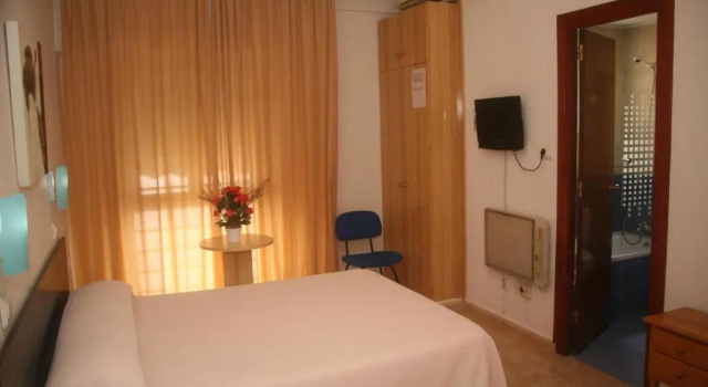 Двухместный номер Standard Hostal El Altet