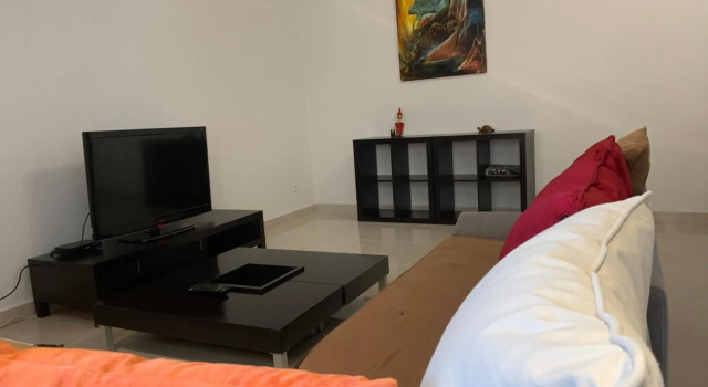 Charmant appartement f4 à la résidence Hasnaoui Oran POUR FAMILLE OU PRO UNIQUEMENT, Rezervați Apartament Apartamente în Oran, Apartament