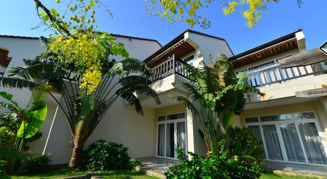 voco Quang Binh Resort, an IHG Hotel, Prenota Resort Hotel a Quang Binh con piscina, Piscina