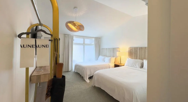 Четырёхместные апартаменты с балконом The Montauk Beach House