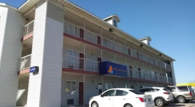 InTown Suites Extended Stay Dallas TX - North Richland Hills, Забронировать Отель Норт-Ричленд-Хиллс Dallas - Fort Worth Metropolitan Area
