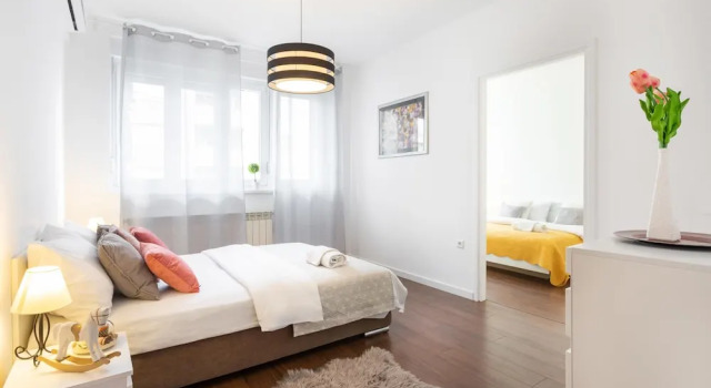 Sunny 2bdr Apartment With a Balcony