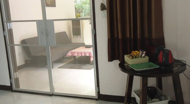 Home Stay Chiangmai Baan Chao Mhon, Забронировать Гостевой дом Чиангмай 