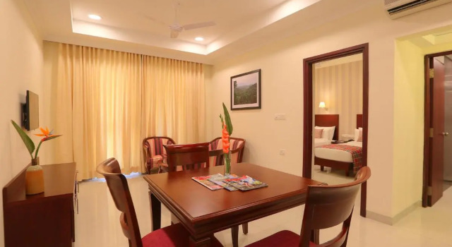 Lilac, Rezerwuj Hotel Hotele w Bangalore z parkingiem, Parking