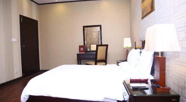 Safari Club 2 Bahria Town, Book Hotel Rawalpindi Islamabad