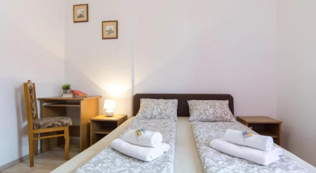 PAPE PUNAT apartmani i sobe, Prenota Ostello Punat 