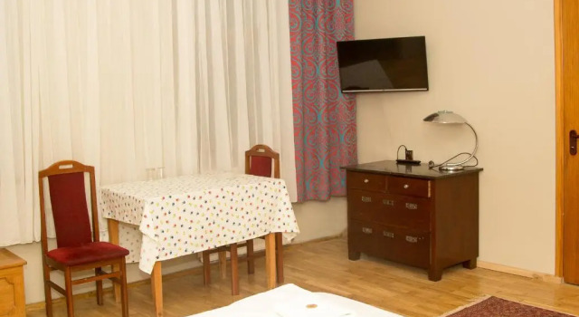 Hotel Karkonosze, Забронировать Отель Каменна-Гура Нижнесилезское воеводство