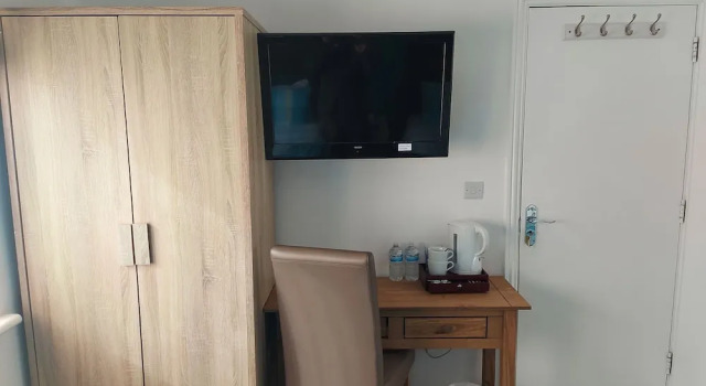 Room-apple House Wembley Twin Room Share