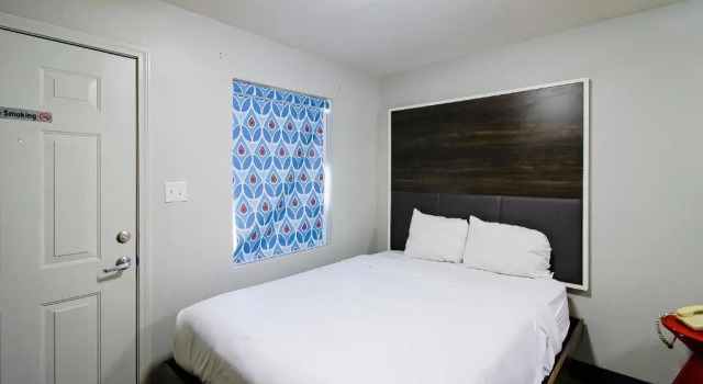 Номер Standard OYO Hotel Sulphur LA Hwy 90 West