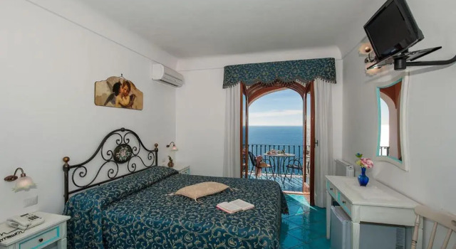 Двухместный номер Standard с балконом и с видом на море Hotel Il Gabbiano