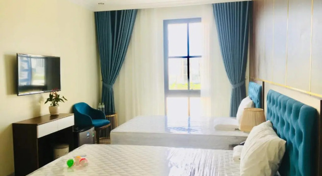 Четырёхместный номер Standard с видом на море May House Hotel