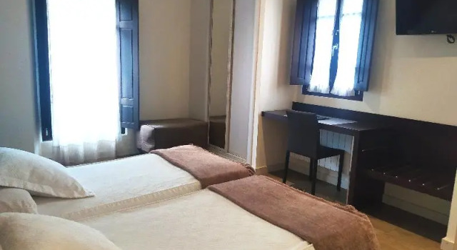 Двухместный номер Standard с балконом Hotel Villa Marrón