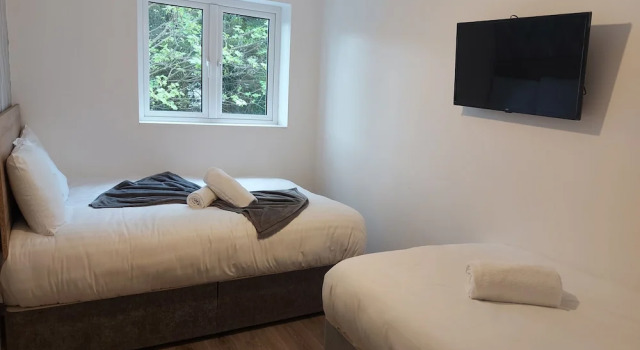 8 Eyre Square Lane, Забронировать Дом для отпуска Коттеджи Голуэй, Коттедж