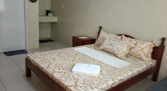 Stop n Shop Tourist Inn, Book Hotel Oslob Cebu