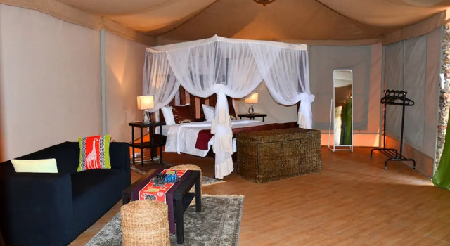 Люкс Superior с видом на горы Serengeti Safari Lodge