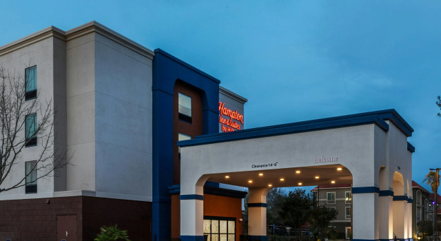 Hampton Inn & Suites Tomball, Boek Hotel Hotels in Tomball met ontbijt, Ontbijt