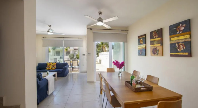 Protaras Villa Marilia, Book Villa Hotels in Protaras with Parking, near Neolithic Settlement, Parking