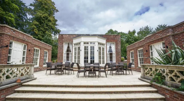 Двухместный коттедж Donnington Grove Country Club