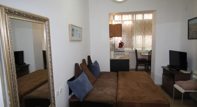 Arendaizrail Apartments - Hertsel Street 72, Prenota Appartamento Bat Yam Tel Aviv Distretto