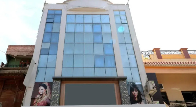 Hotel Space By OYO Rooms, Забронировать Отель Амбала штат Харьяна