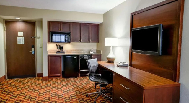 Люкс Concord Suites by IHG