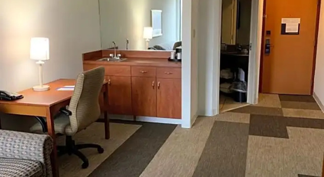 Люкс Comfort Inn & Suites Mt. Holly - Westampton