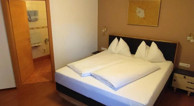 Апартаменты Hotel Garni Tannenhof